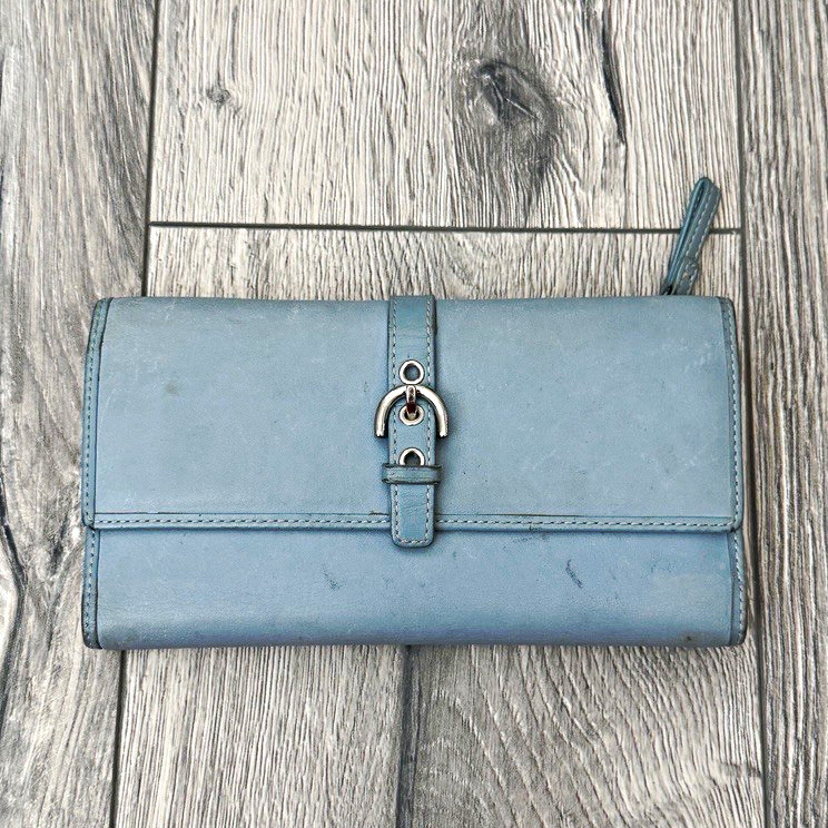 Vintage Coach Soho baby blue leather wallet with silv… - Gem