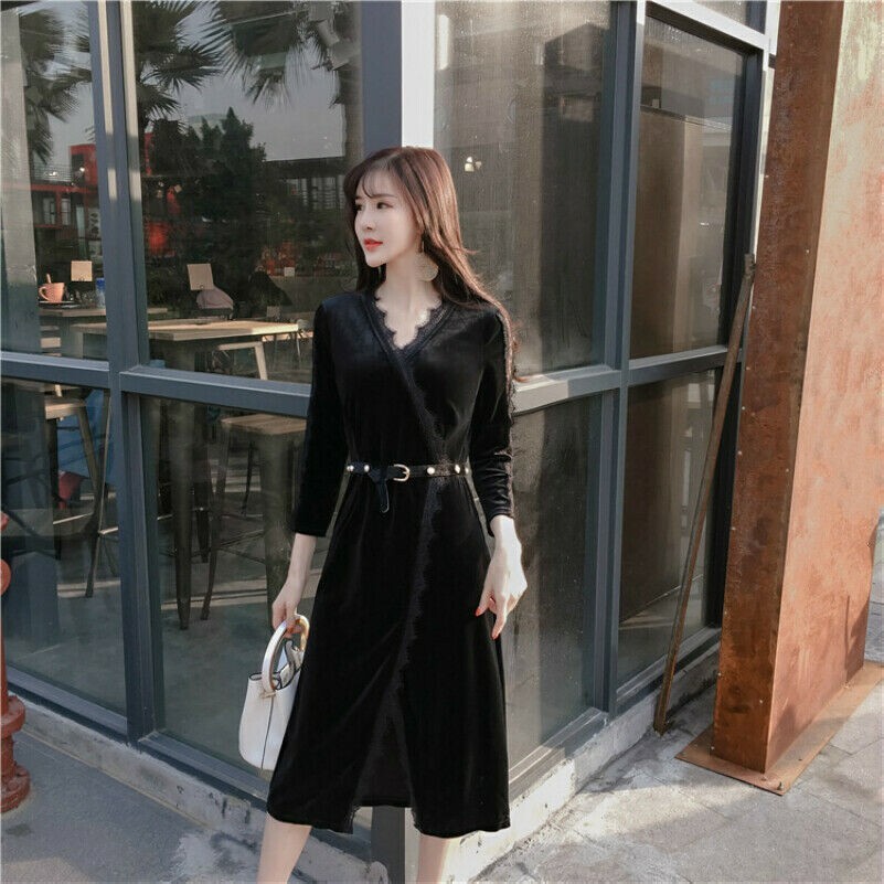 Lady Velvet Dress Lace Retro Knee-length Long Sleeve V-Neck Elegant Gown  Elegant - Main Image