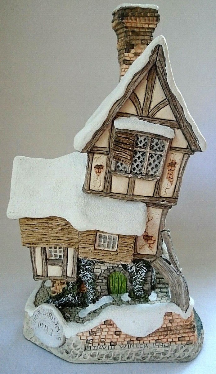 David Winter Cottages Old Joe's Beetling Shop John Hine Studios