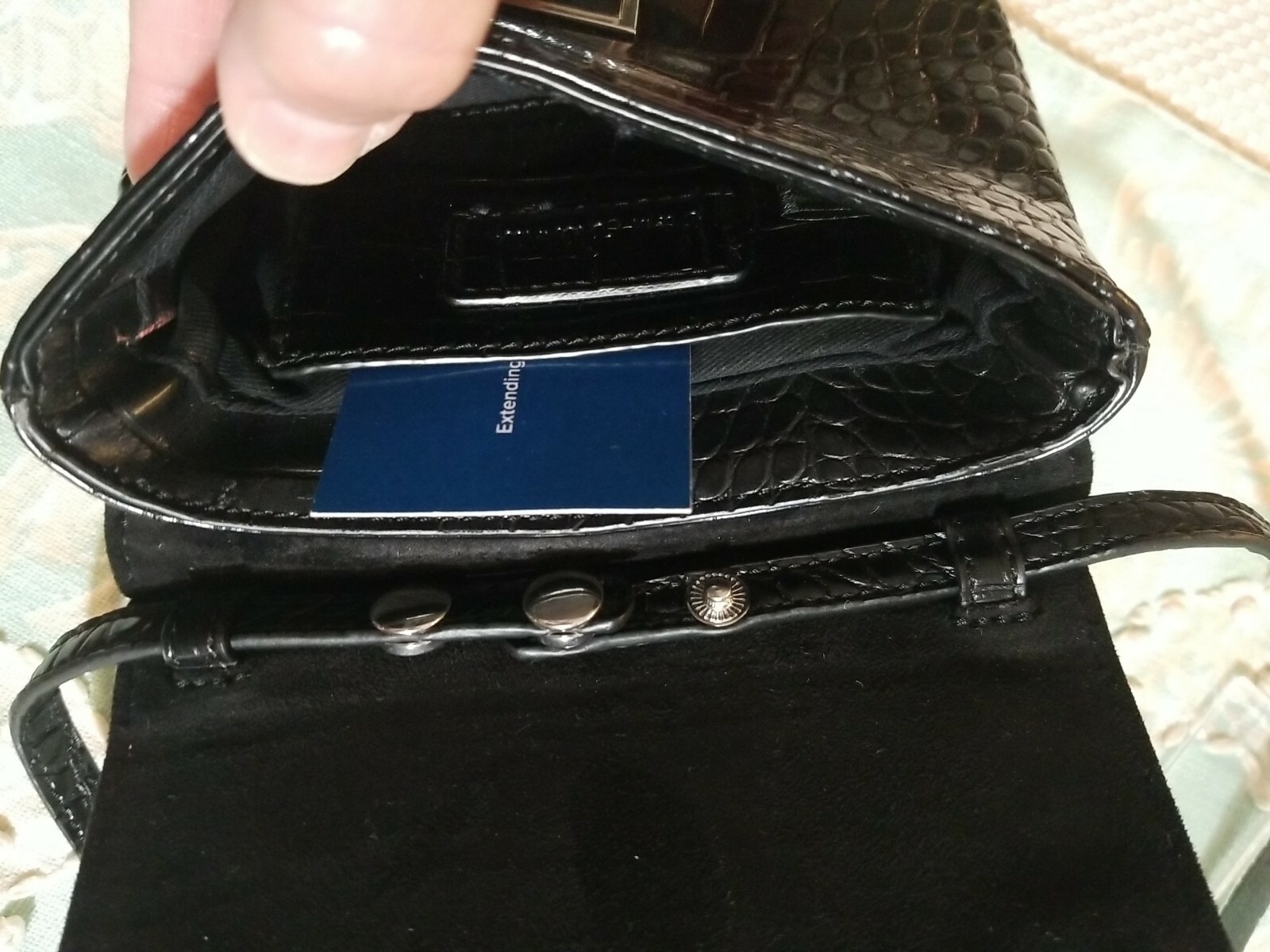 SAM ELDERMAN SMALL CROSSBODY PURSE - image 9