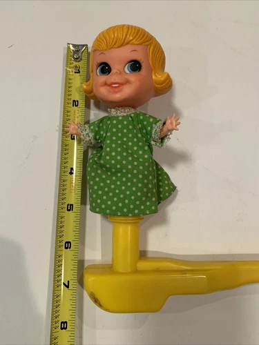 Vintage 1968 Mattel CLAP -n- SPIN . excellent working conditions