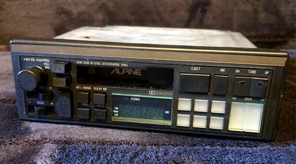 ALPINE 7245L AUTORADIO STEREO CASSETTE AUTOREVERSE VINTAGE RARE ¹ - Immagine 2 di 4