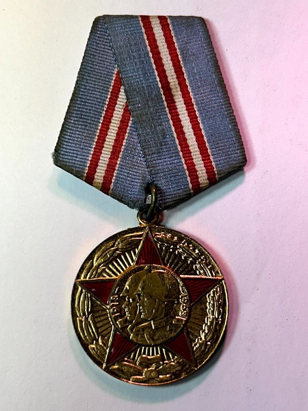 Soviet USSR Medal 50 Years Armed Forces 1918-1968 Lenin Red Star 1968