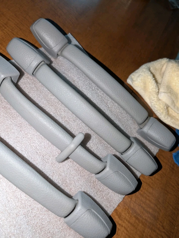 2004 Subaru Forester Grab Handles - Set Of 4 - OEM - Gray - Image 3 of 4
