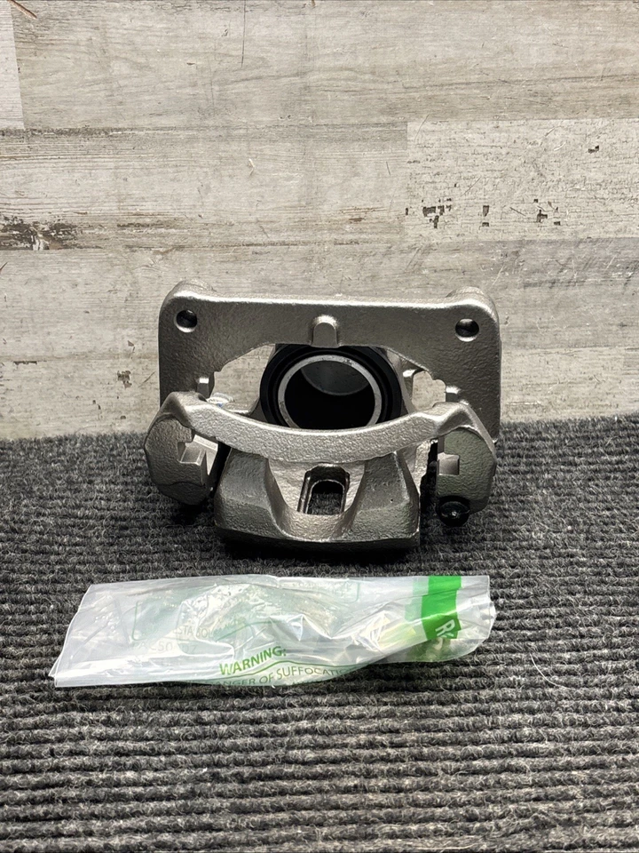 Front Left Brake Caliper For 1994-1997, 1999-2001 Mazda Miata 1995 Raybestos - Image 2 of 4