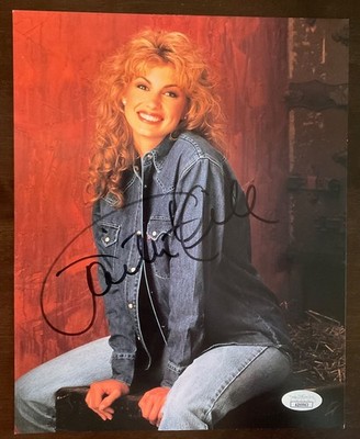 Faith Hill Signed Autographed Photo 8x10 JSA COA PLEASE READ CAREFULLY