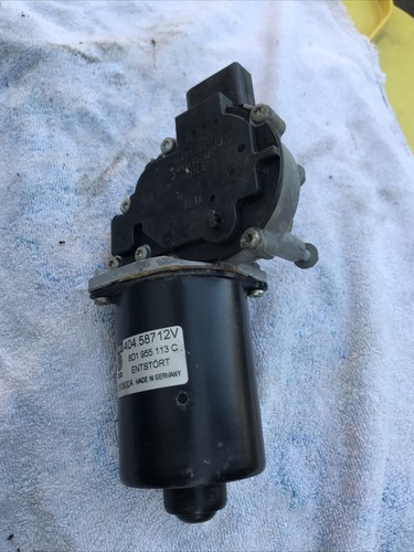 Scheibenwischermotor Audi A4 B5 A6 4B VW Passat 3B 3BG Wischermotor 8D1955113C