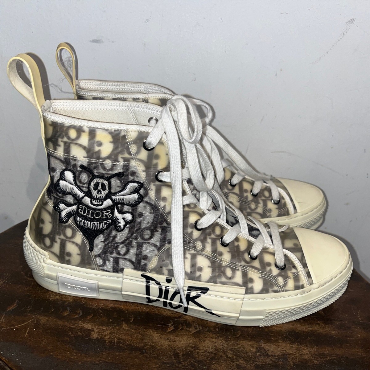 b23 hightop Christian Dior Oblique Shawn Bee Embroidery