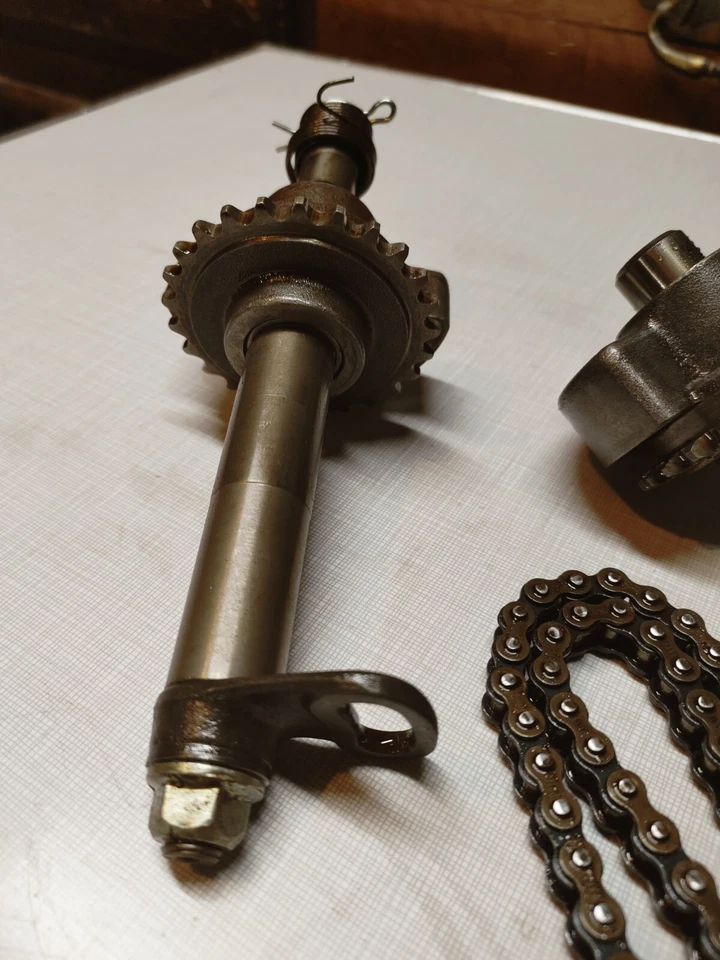 Cadena de eje equilibrador Honda CM400E 1981 Foto 2 de 4