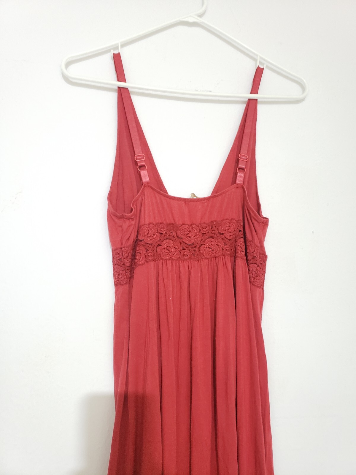 Adjustable Spaghetti Strap V Neck Red Floral Lace… - image 3
