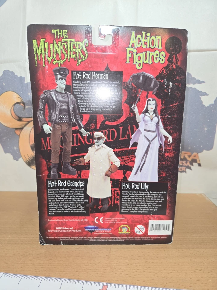 Figura de acción The Munsters Hot Rod Grandpa Toys R Us diamante exclusivo Foto 3 de 4