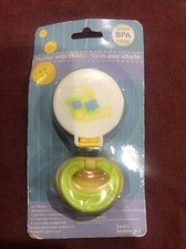 sana BPA free pacifier with holder suces avec attache