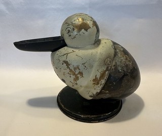 Cenicero pelícano de latón Art Deco Walter Von Nessen