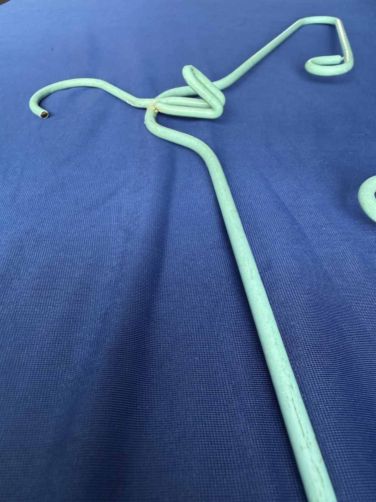 Vintage Wire Clothes Hanger Heavy Twisted Loop Vi… - image 5