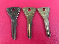 Curtis  Brand H30 key blank H-30        set of 3                       [cb2]