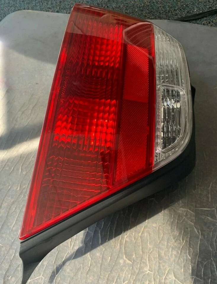 Lanterna traseira ACURA TL 99-01 lanterna traseira lateral esquerda do motorista - Imagem 2 de 4