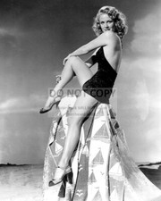 ACTRESS JANIS CARTER PIN UP - 8X10 PUBLICITY PHOTO (FB-519)