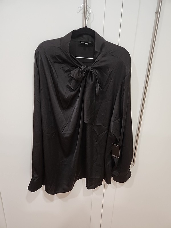 NWT Eloquii Draped Satin Neck Tie Front Black Blouse Plus Size: 28