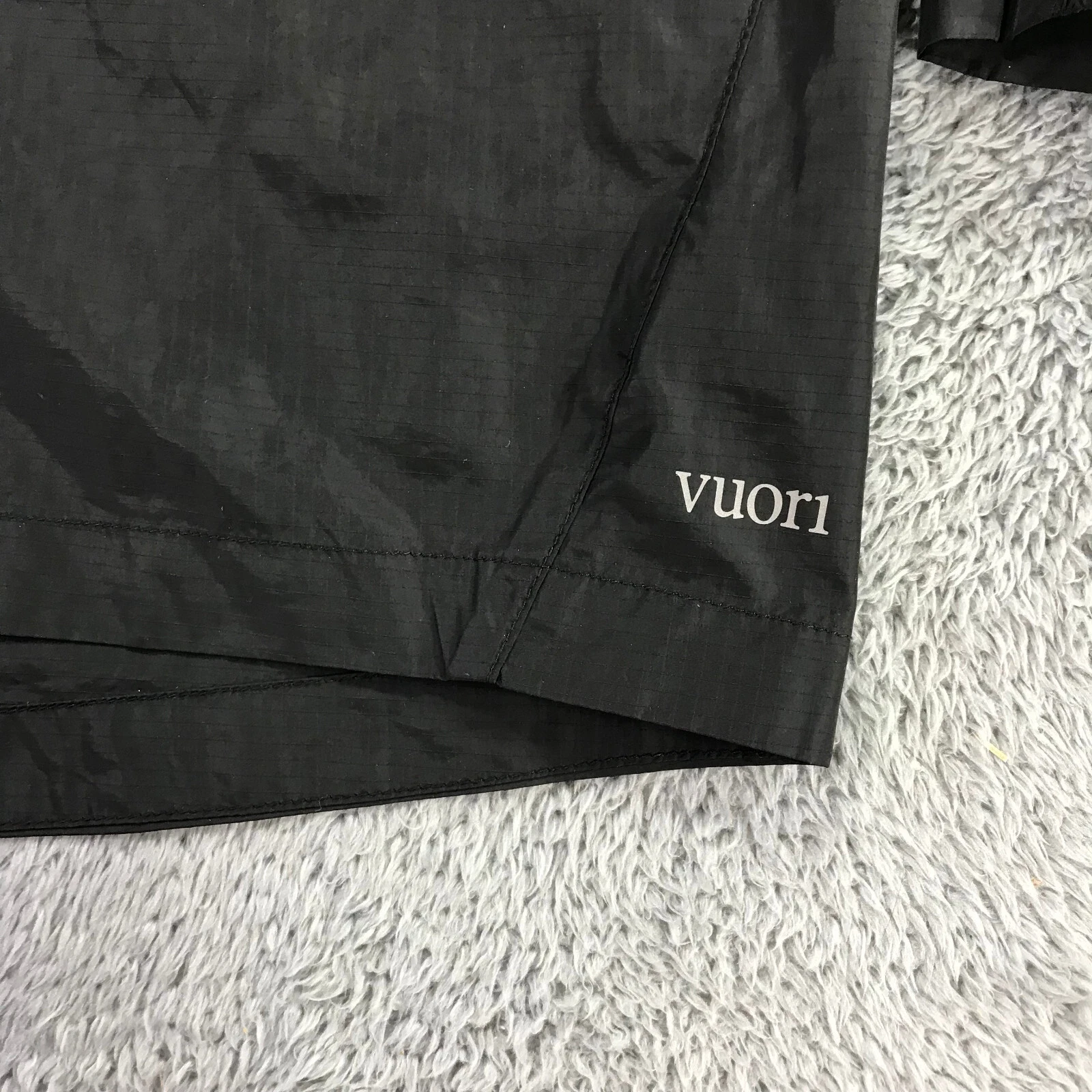 vuori daybreak windbreaker hooded full zip style v523 jacket