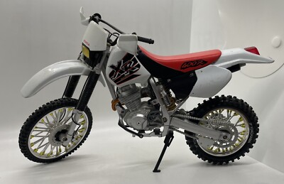 1/6 12インチ NewRay HONDA XR400 SWAT 1/6 12インチ NewRay HONDA XR400 SWAT NEW RAY HONDA XR 400R