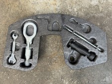 03-13 Bentley Continental Gt Gtc Flying Spur Tool Carrier Trunk Tools Kit Oem 03-13 Bentley Continental Gt Gtc Flying Spur Tool Carrier Trunk Tools Kit Oem