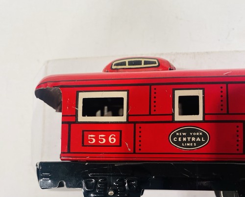 Marx 556 NYC Red Caboose - 6 Inch / 4 Wheel - Twisted Tab & Slot Coupler - Picture 7 of 10