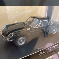 AutoArt Mazda Cosmo Sport Black #5f4219