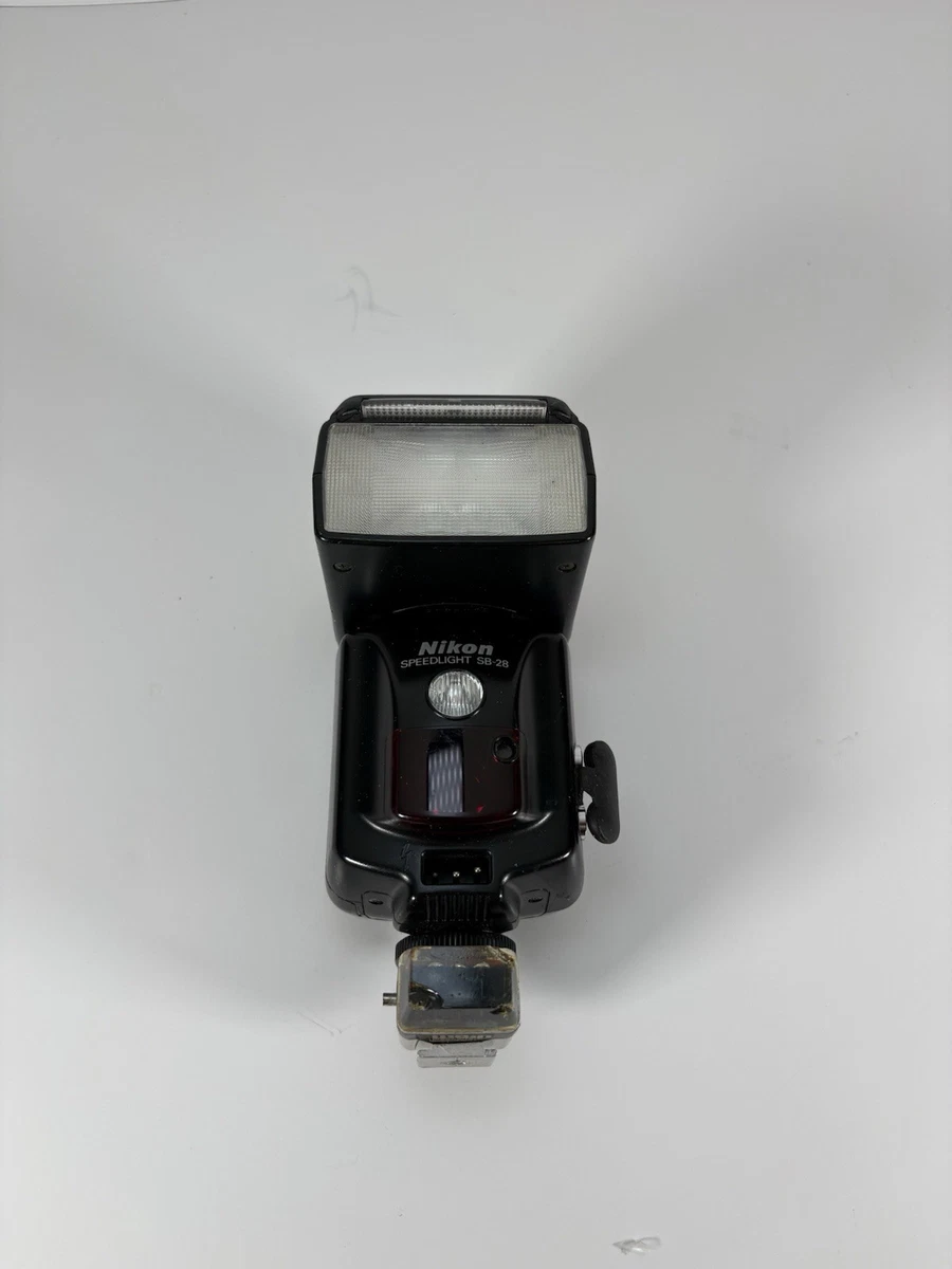 デジタル一眼 Nikon D1x + Nikon SB-28 Nikon SB-28 (*) — Camera Center