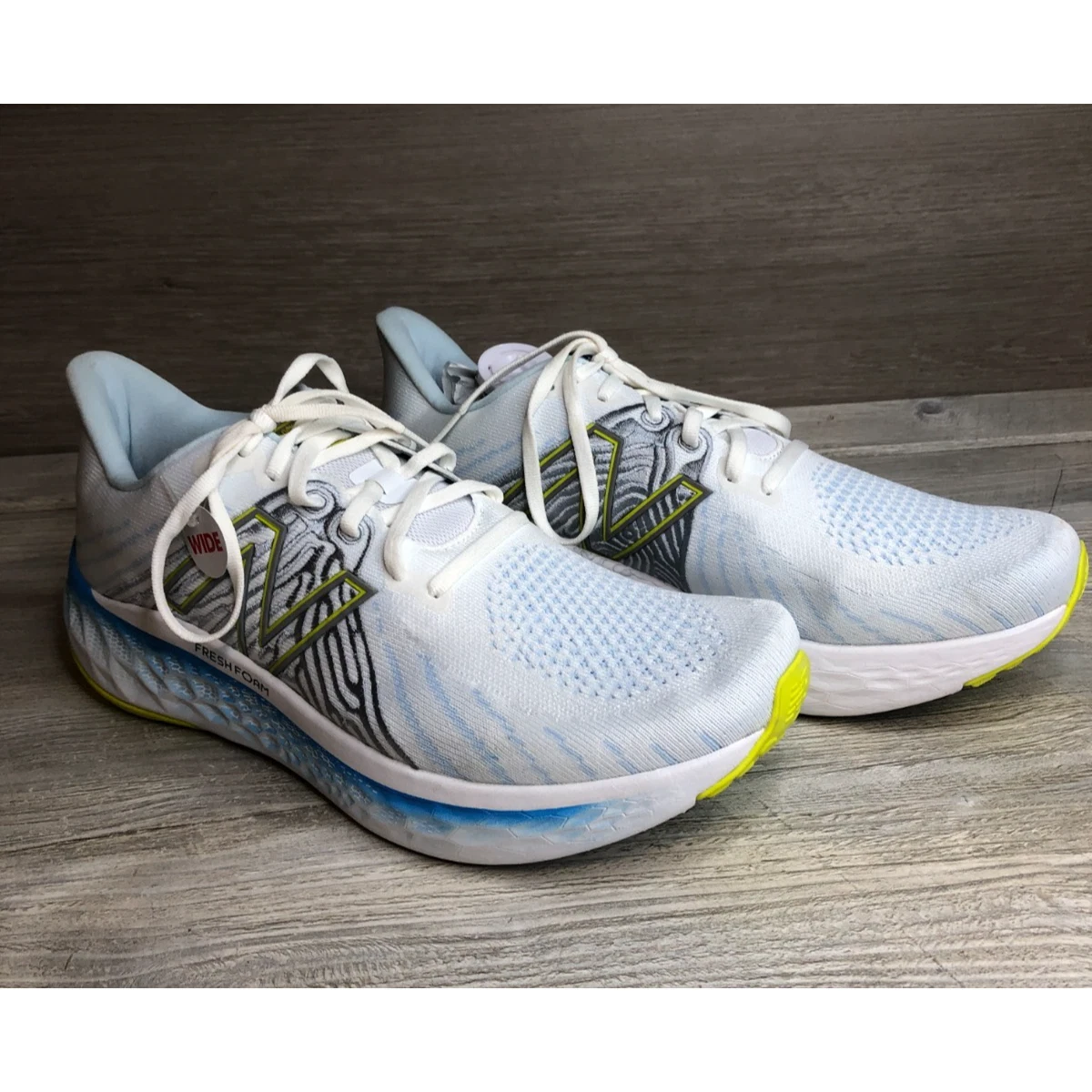 New Balance Fresh Foam X Vongo v5 White Helium for Sale  display picture 1