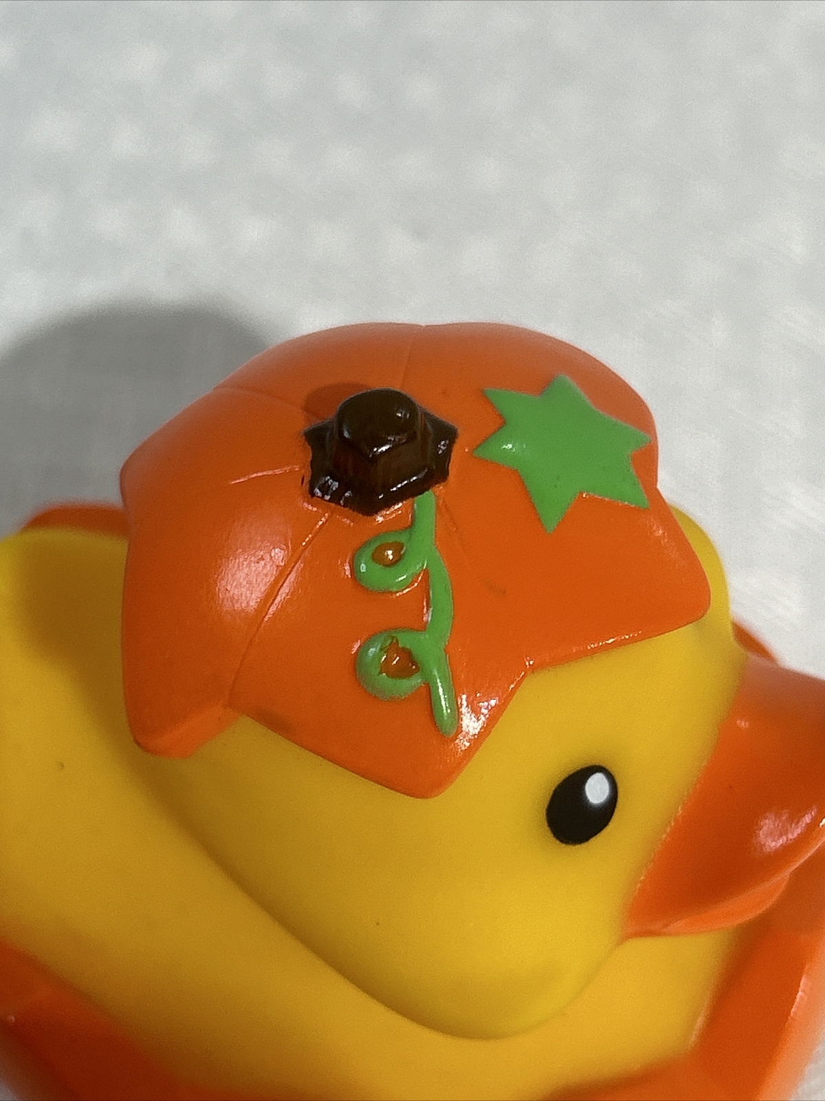PUMPKIN Duck Infantino Fun Time Rubber Ducky Duckie Halloween RARE FREE