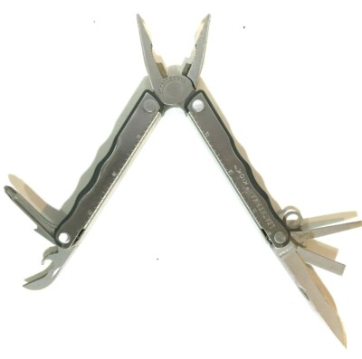 Leatherman KICK Multitool Knife, Pliers, Screwdriver, Bottle Opener, Wire Cutter