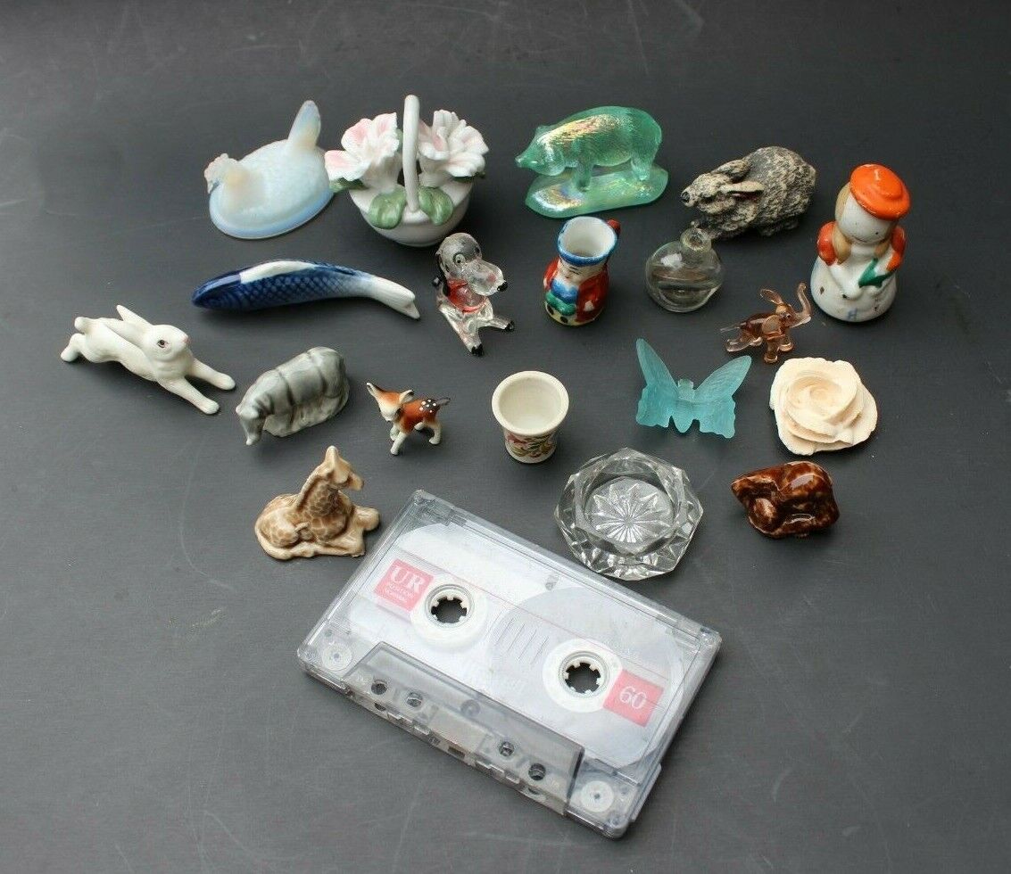 Small Collectibles / Vintage Trinkets / Small Figurines Small Collectibles / Vintage Trinkets / Small Figurines