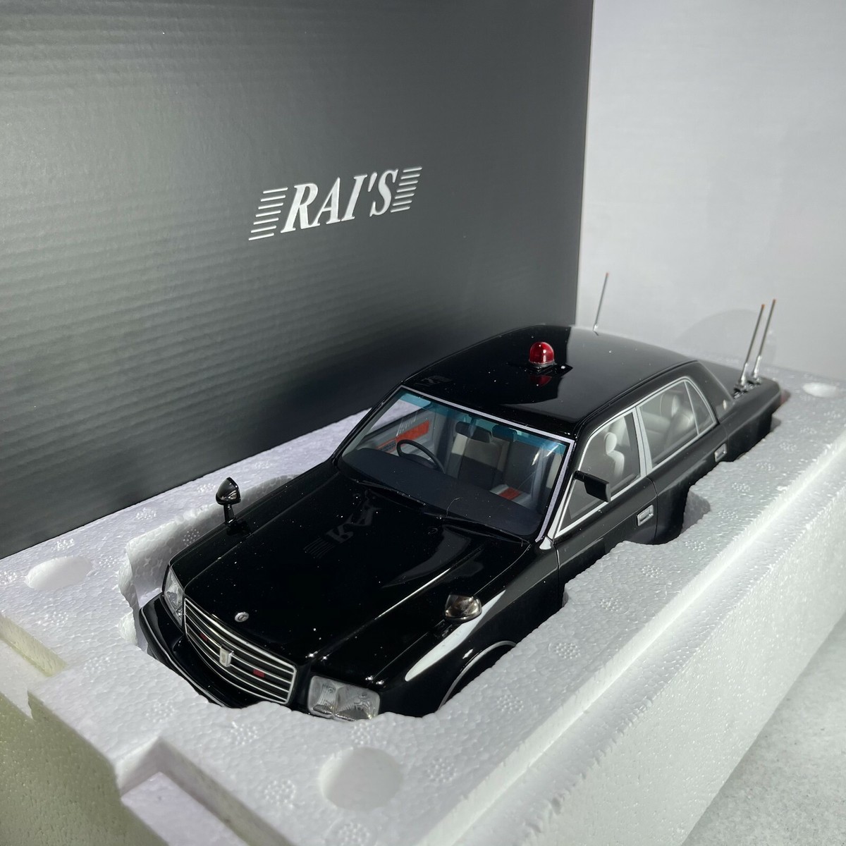 1/18 GT Spirit OTTO Kyosho RAI'S Toyota Century GZG50 VIP Guard