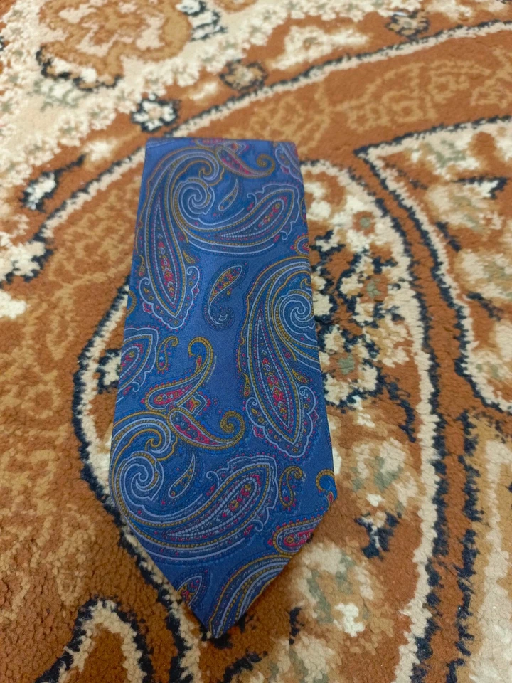 corbata de cuello vintage vintage Nina Ricci Paris classic 100% toda seda paisley azul Foto 3 de 4