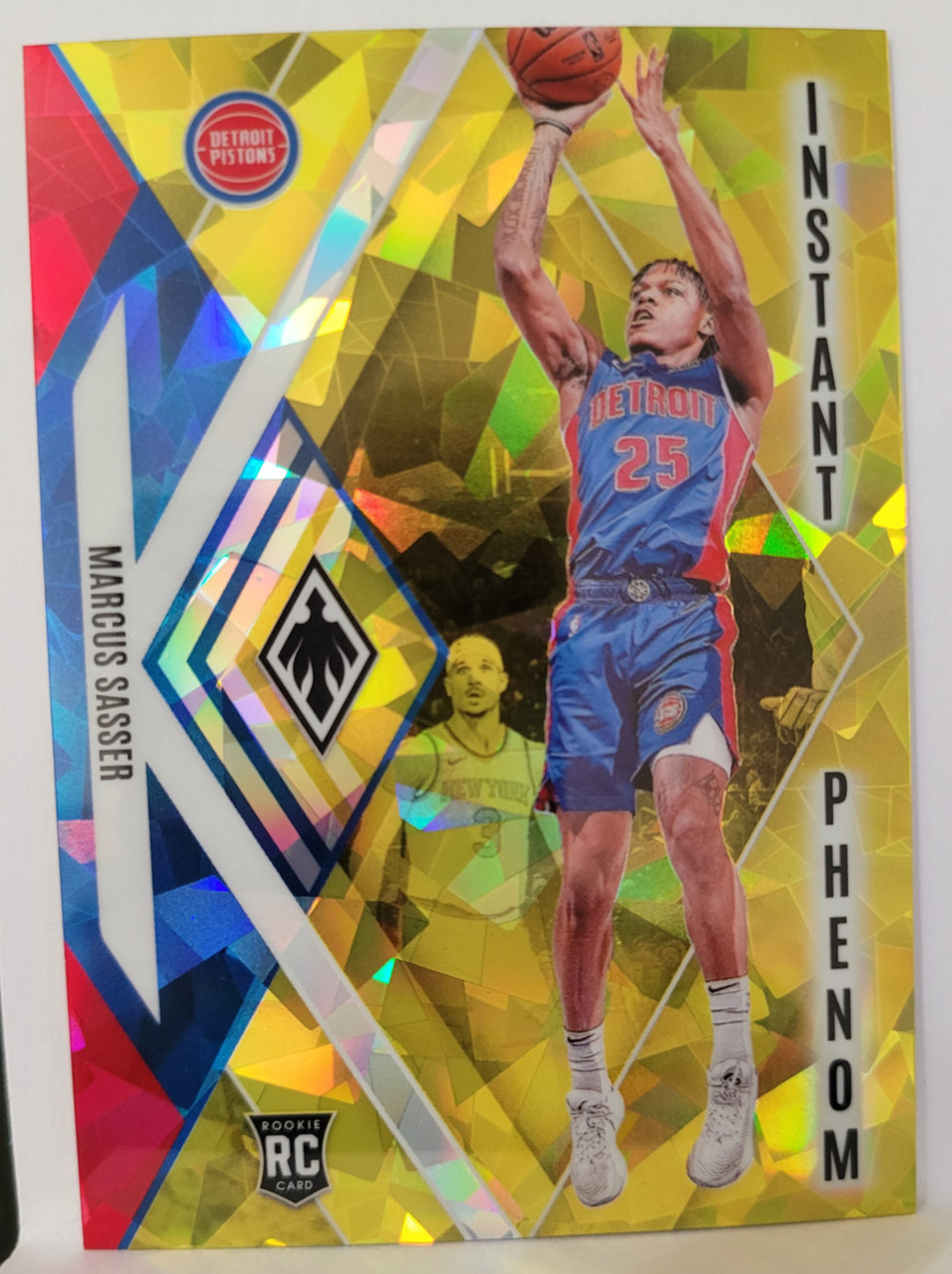 2023-24 Panini Phoenix #18 Marcus Sasser Instant Phenom Phoenix Yellow Ice #/175
