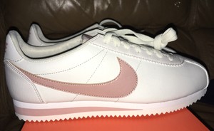 nike cortez particle pink