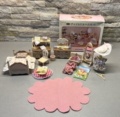 Sylvanian Families Classic Sisters Girls Bedroom Set Furniture Rare