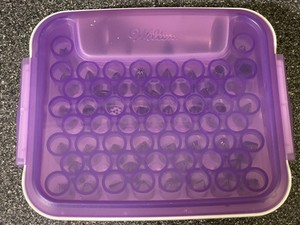 Wilton Cake Decorating Tip Organizer Case w/ 44 Vtg Magic Tips & 2 Flower Tools