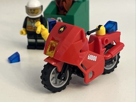 LEGO CITY: Fire Motorcycle (60000) - 100% Complete