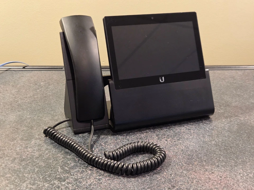 Teléfono VoIP Ubiquiti Networks PVP-Ejecutivo 7" HD pantalla táctil/Wi-Fi Foto 4 de 4