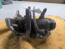 15-18 Porsche Macan Passenger Side Right Brake Caliper Rr 12.99 Rotor Diameter 15-18 Porsche Macan Passenger Side Right Brake Caliper Rr 12.99 Rotor Diameter