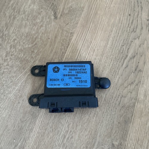 2011 - 2015 Jeep Grand Cherokee Park Assist Module ECU OEM 56054147AF - Picture 2 of 5