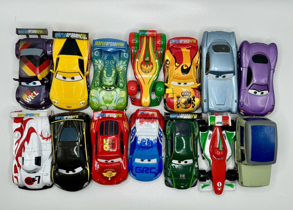 Disney Pixar Cars 2 All 11 Racers Complete Set + Axelrod,Finn McMissle