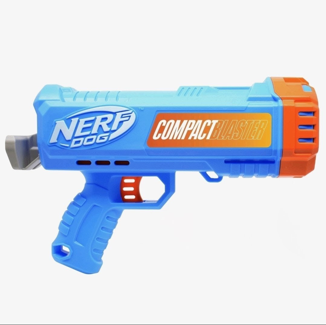 Nerf Dog Compact Blaster, 12-inch Tennis Ball Launcher for D