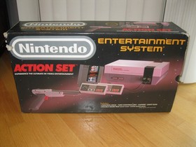 Juego de acci&oacute;n original Nintendo NES. Mayormente en caja original con el juego Super Mario/ Duck Hunt.