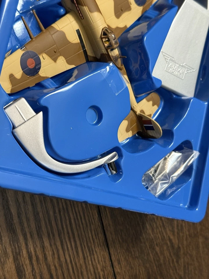 Corgi AA36501 1:72 Hawker Typhoon Mk.IB - DN323, 451 SQN, Egypt - Image 4 of 4