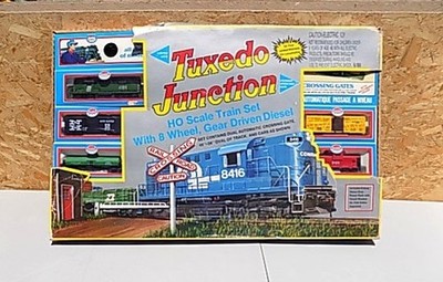 Tuxedo Junction ELECTRIC TRAIN SET MODEL POWER HO SCALE Open Box Untested