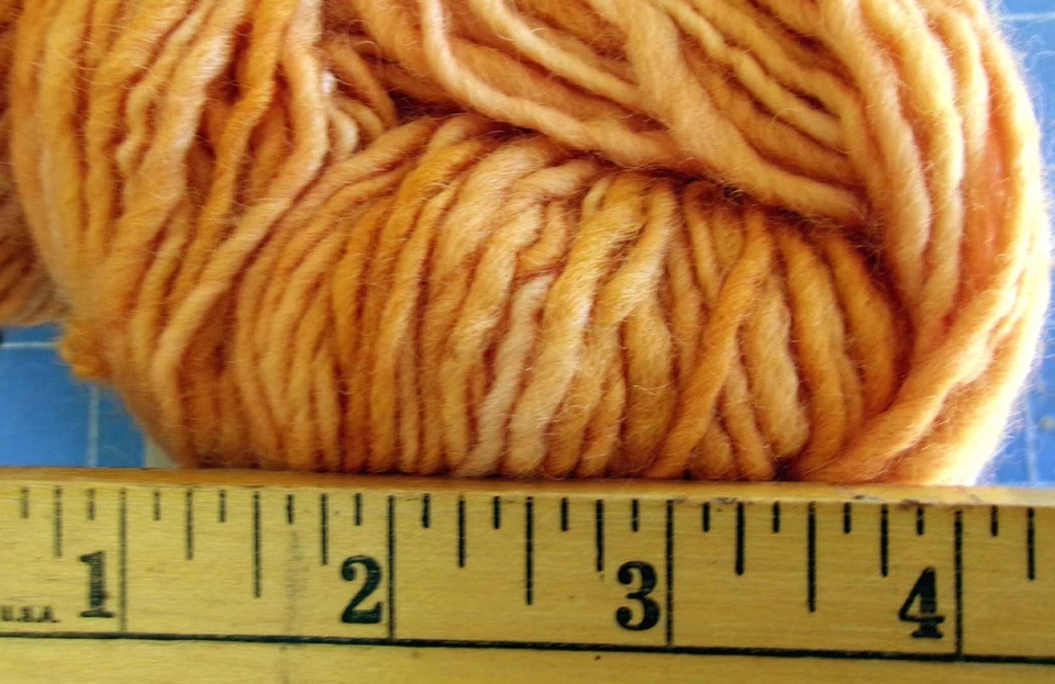 Hand Spun 100% Wool Yarn Pumpkin Orange Manos del Uruguay Homespun Dyed 3.5 oz - Image 3 of 4