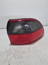 Feu arrière Opel OMEGA