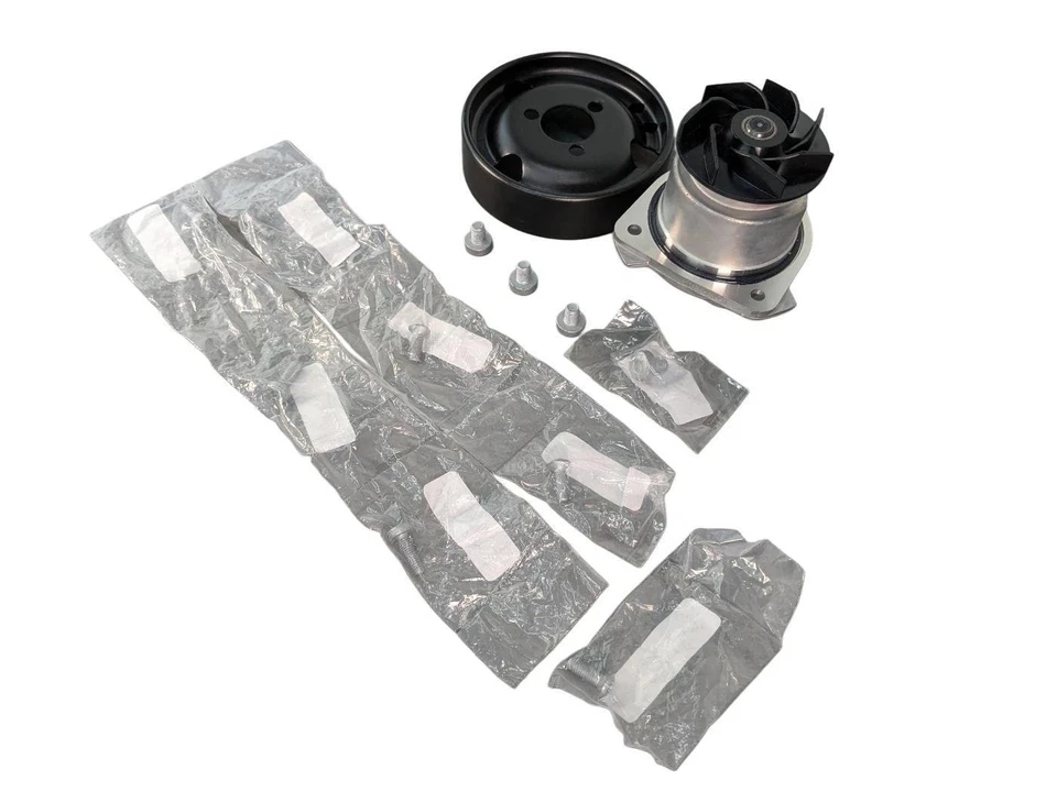 2004 Volkswagen Golf R32 Water Pump with Pulley - 022121011 021121031D * New OEM - Image 4 of 4